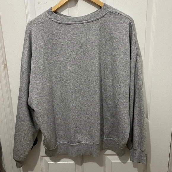 H&M Sweater - Picture 3 of 3